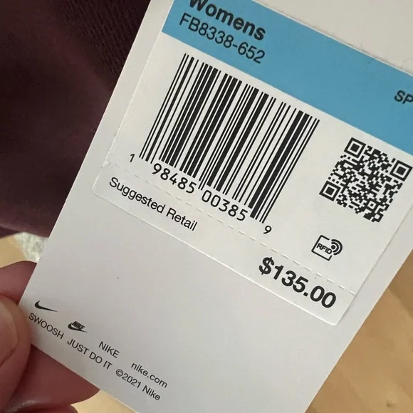 Nike Tech Women's Sportswear Fleece
Windrunner Full-Zip Hoodie - Picture 5 of 5